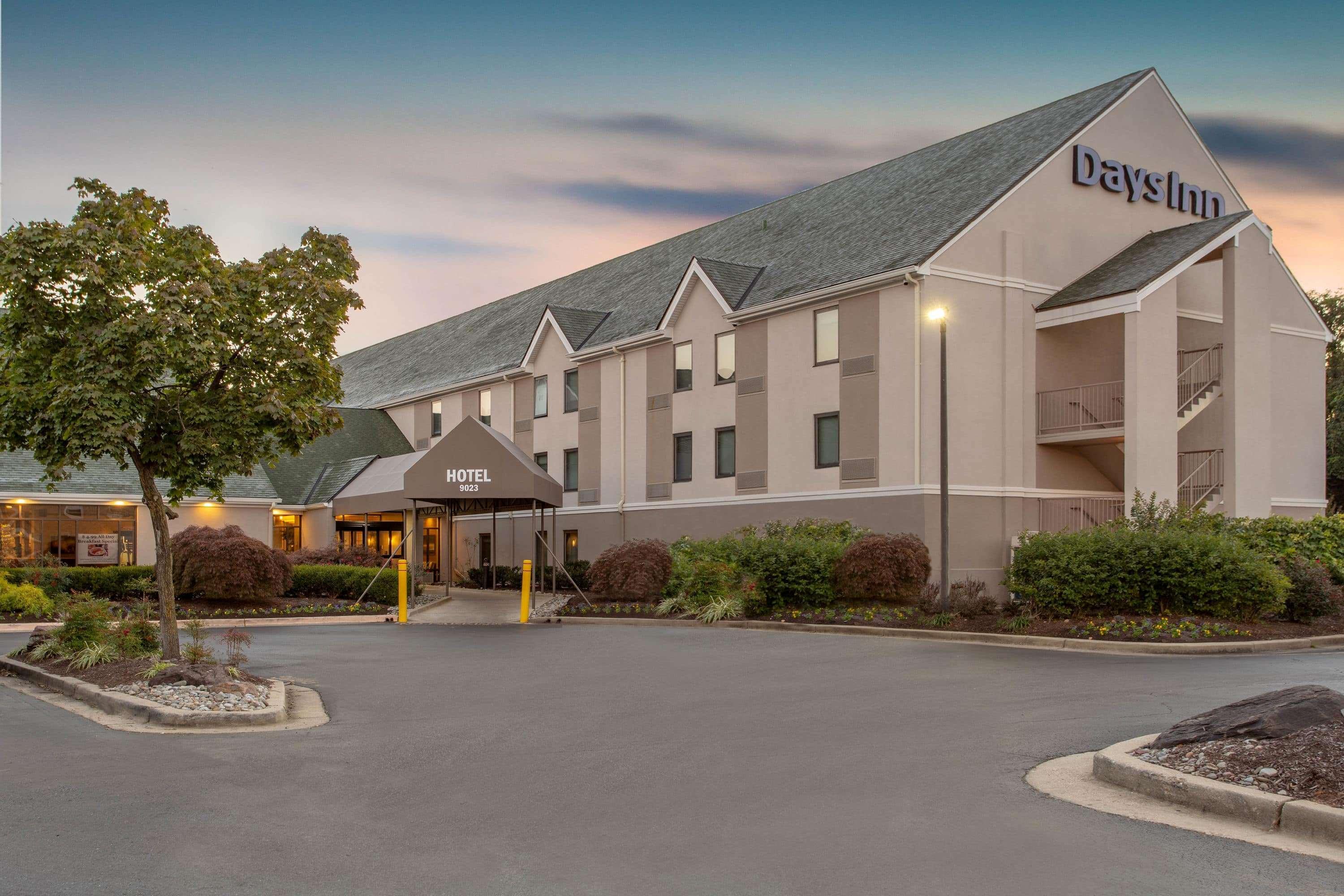 Days Inn By Wyndham Lanham Washington Dc Exterior foto